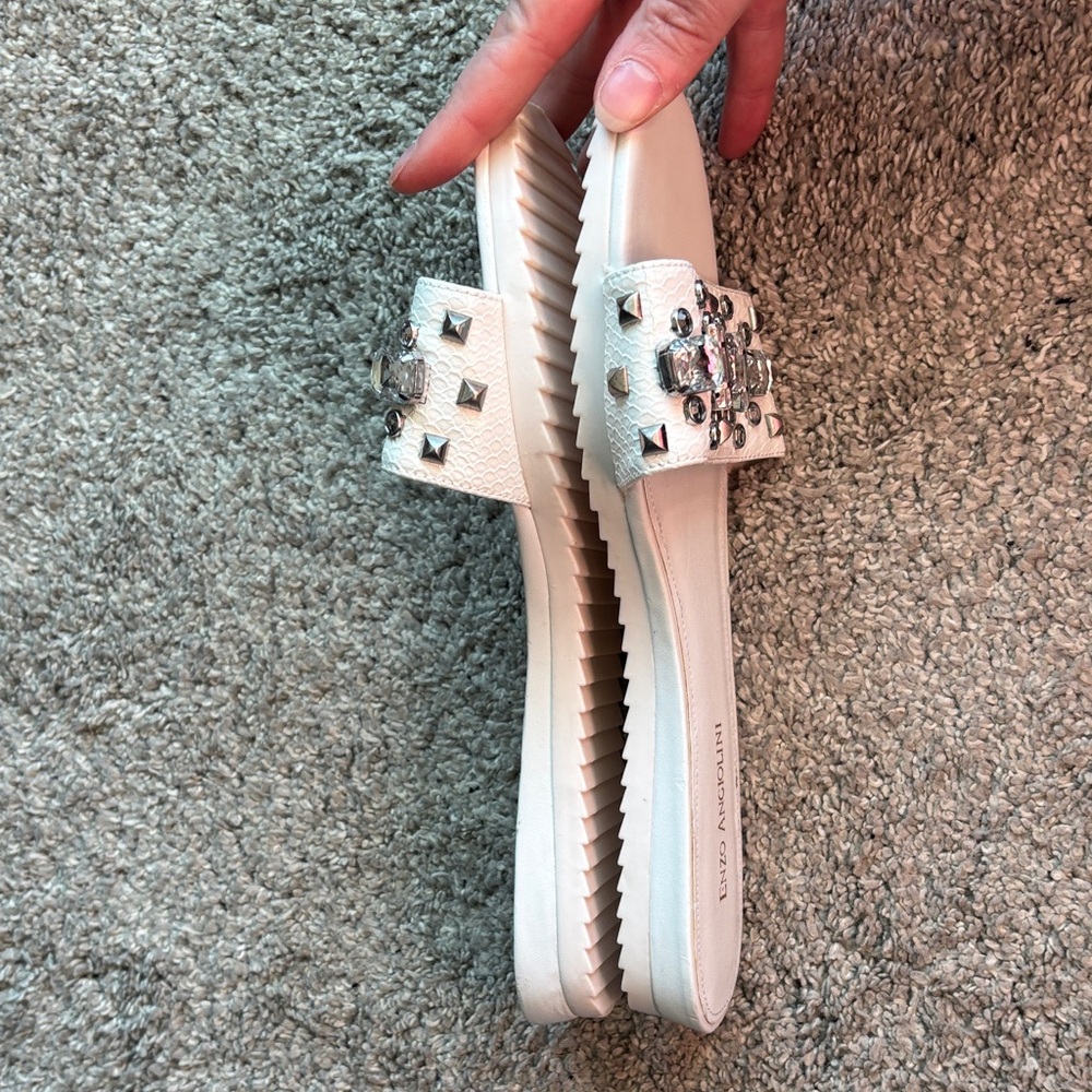 NWOT-Enzo Angiolini Crystal-Embellished White Slide Sandals - Picture 3 of 5